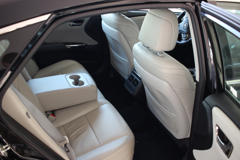 Illustration for article titled Backseat Rental Review: 2015 Toyota Avalon